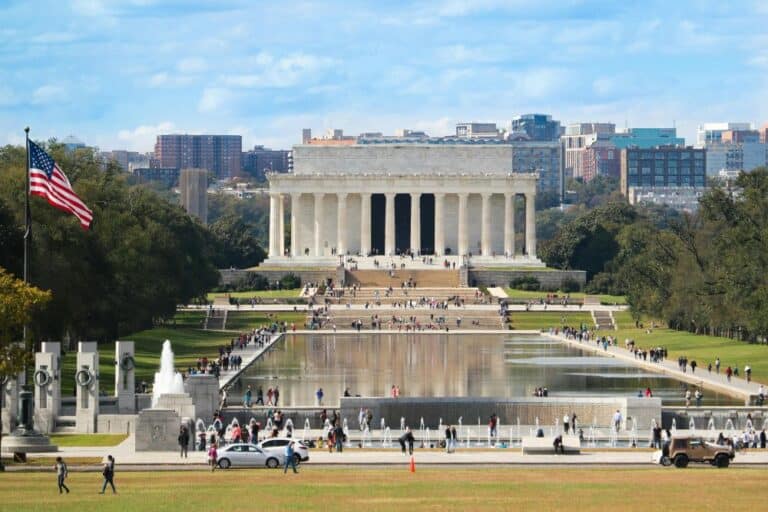 Saluting Our Veterans: The Naval Special Warfare Honor Flight to Washington D.C.